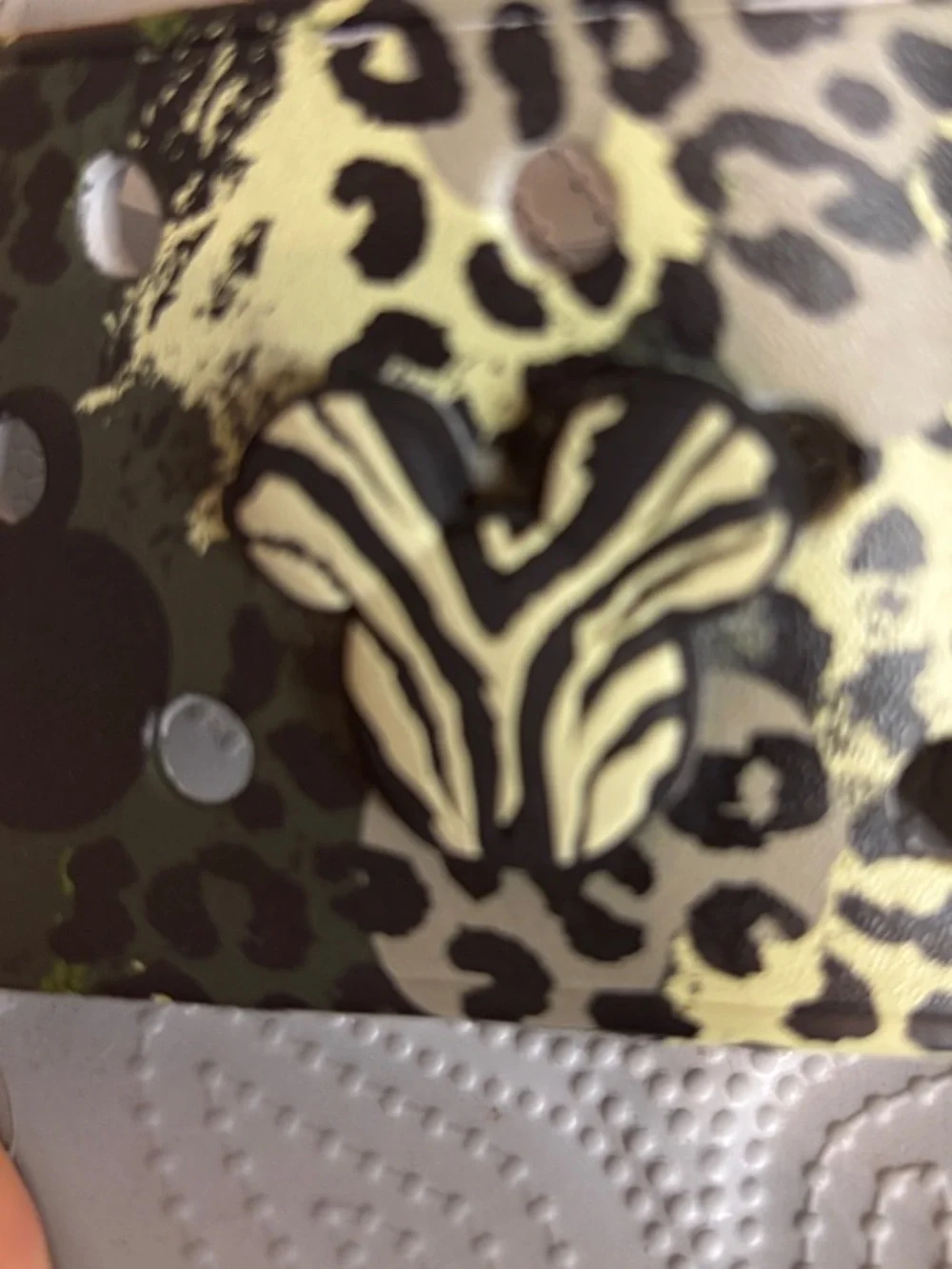 CROC x DISNEY Slide Sandals with Green Leopard Print - Picture 8 of 8